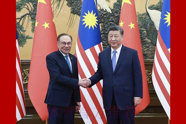 总局领导会见国际马术联合会主席 总局领导会见国际马术联合会主席